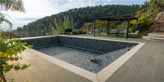 StoneTile Tropic 15